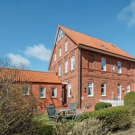 Altmanns Janna Apartment *